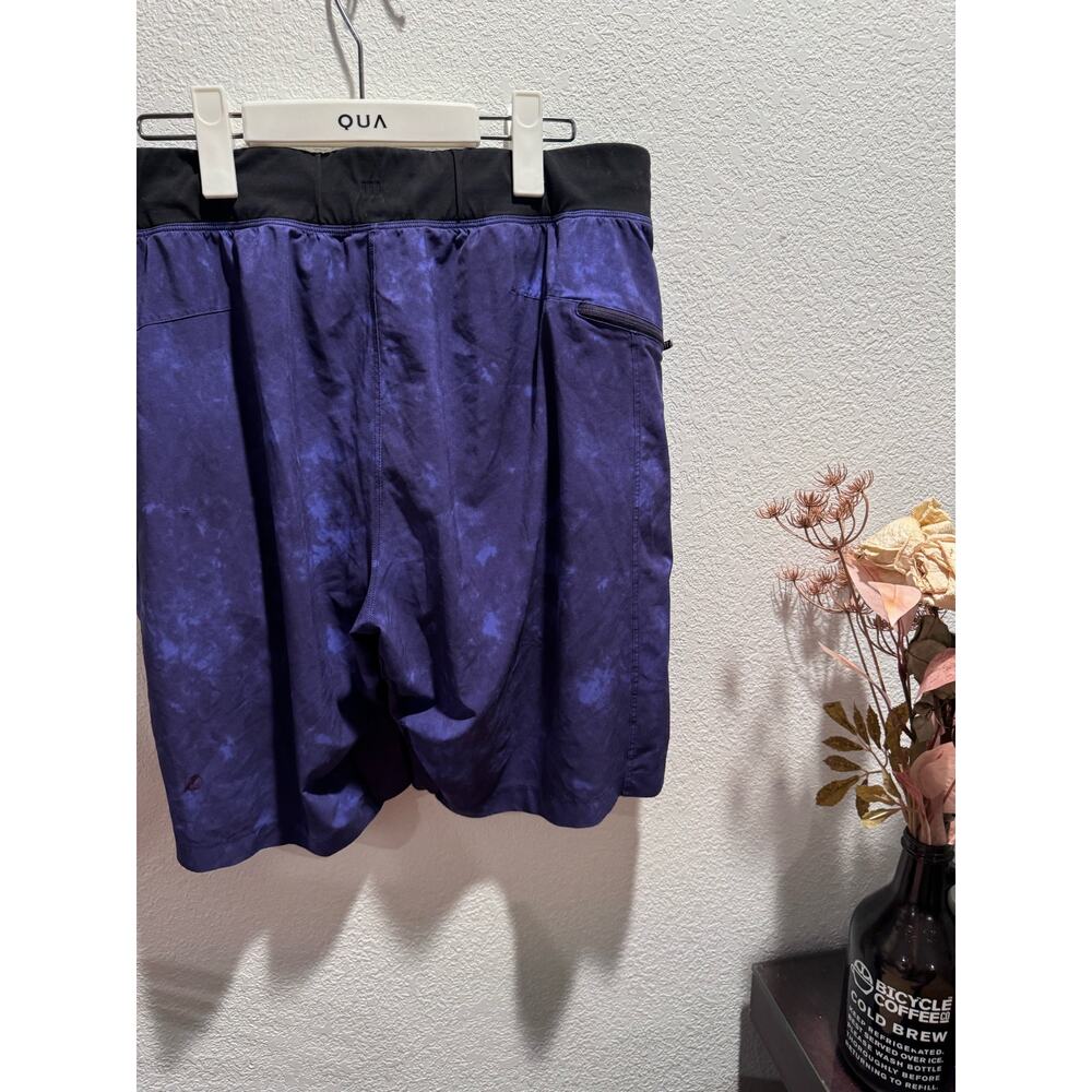 lululemon Men‎ pace breaker short 9 size M